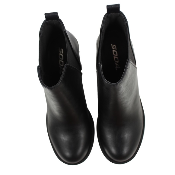 Black Faux Leather V Slit Chelsea Block Heel Ankle Bootie - Picture 5 of 7